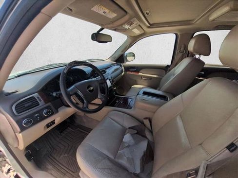 Used 2013 Chevrolet Tahoe LTZ AWD/4WD image 10