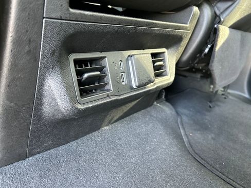 Used 2025 GMC Sierra 1500 SLT image 24