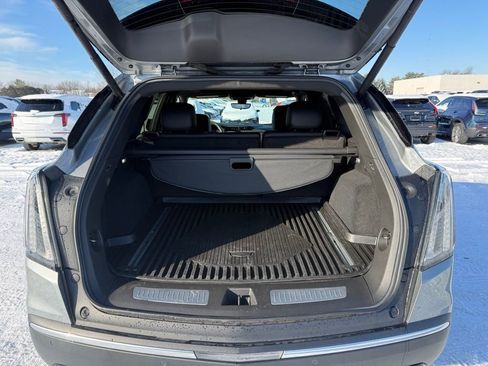 Certified 2024 Cadillac XT5 Sportv w/ Technology Package image 13