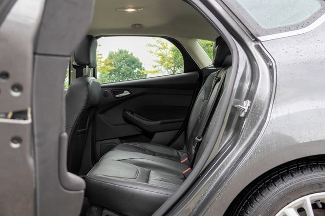 Used 2017 Ford Focus Titanium FWD image 71