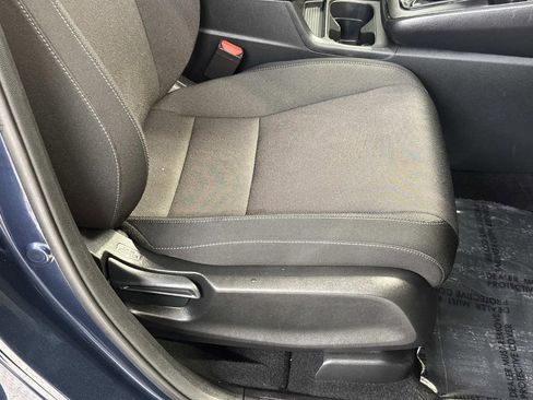 Used 2023 Honda CR-V LX image 12