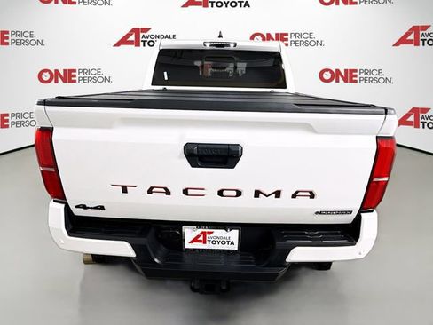 Certified 2024 Toyota Tacoma TRD Off-Road w/ TRD Off Road Upgrade Package AWD/4WD image 7