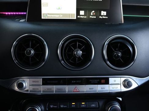 Used 2020 Kia Stinger GT1 image 43