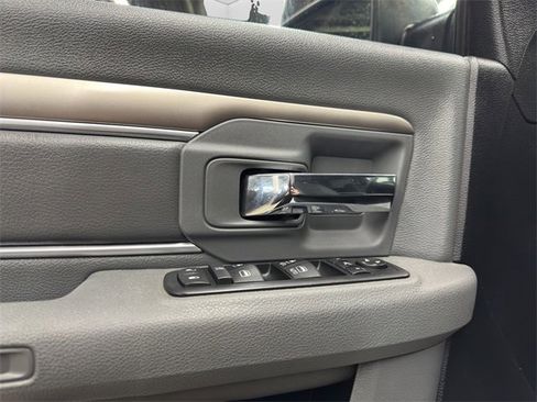 Used 2016 RAM 2500 Big Horn image 10