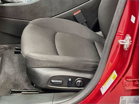 Used 2024 Chevrolet Malibu LT w/ LPO, Floor Liner Package FWD image 18