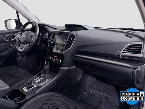 Used 2020 Subaru Forester Premium AWD/4WD image 29
