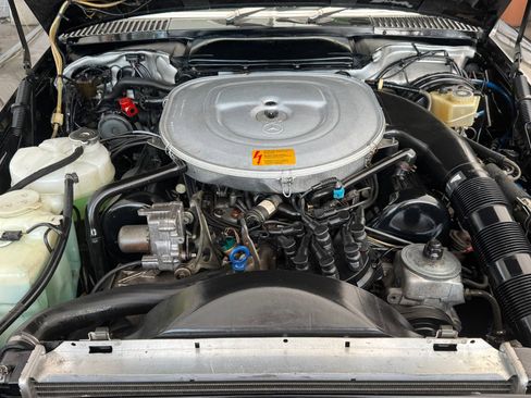 Used 1989 Mercedes-Benz 560 SL image 42