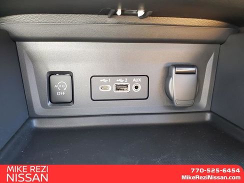 New 2025 Nissan Sentra SV w/ SV Premium Package image 18