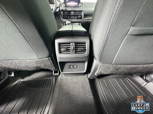 Used 2025 Nissan Rogue SV AWD/4WD image 28