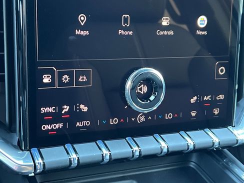 New 2026 GMC Acadia Elevation w/ Elevation Premium Package AWD/4WD image 23