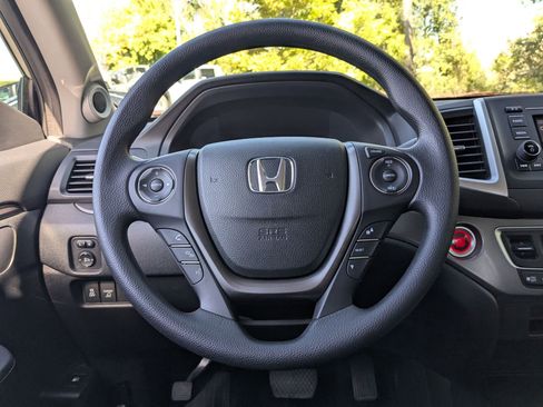 Used 2019 Honda Ridgeline Sport image 17
