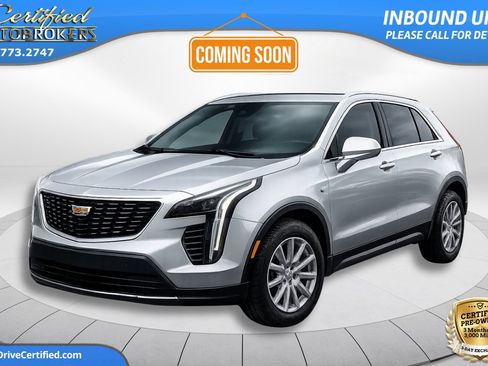 Used 2021 Cadillac XT4 Luxury w/ Cold Weather Package FWD image 1