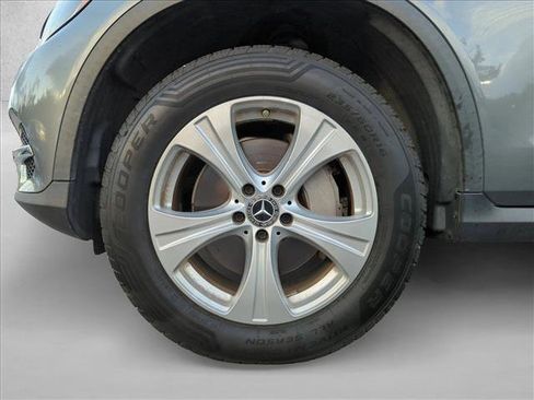 Used 2018 Mercedes-Benz GLC 300 image 14