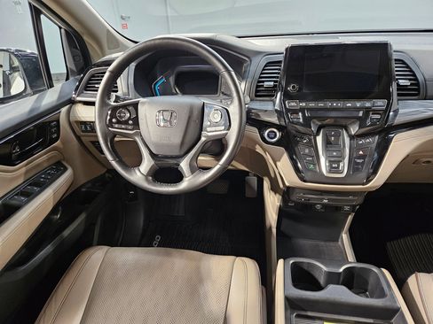 Used 2022 Honda Odyssey Elite image 9