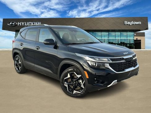 Used 2025 Kia Seltos S image 1