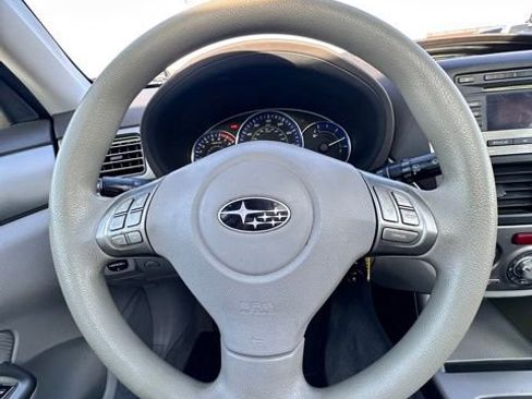 Used 2010 Subaru Forester 2.5X Premium image 14