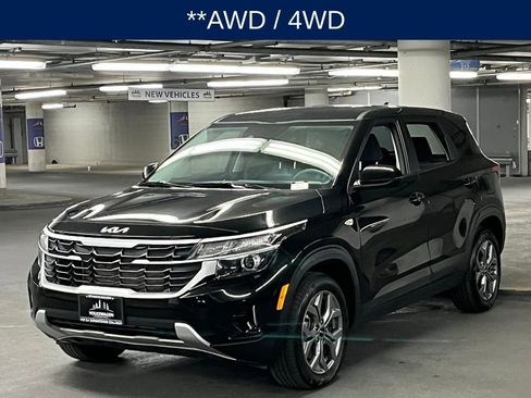 Used 2024 Kia Seltos LX image 4