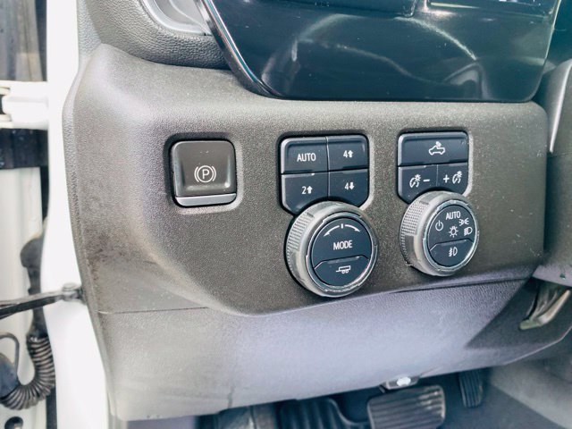 Used 2023 Chevrolet Silverado 1500 RST w/ Z71 Off-Road Package AWD/4WD image 27