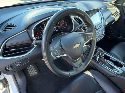 Used 2024 Chevrolet Malibu LT FWD image 10