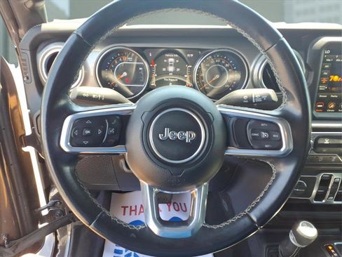 Used 2022 Jeep Gladiator Overland AWD/4WD image 10