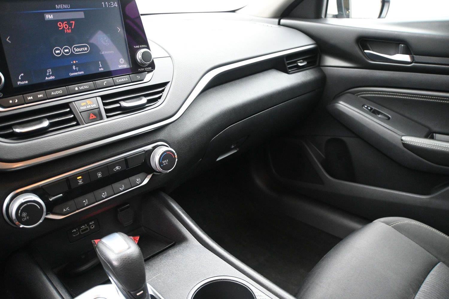 Used 2020 Nissan Altima 2.5 S FWD image 4