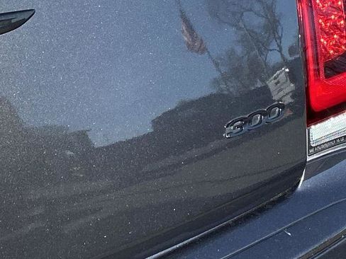 Used 2022 Chrysler 300 Touring w/ Sport Appearance Package image 26