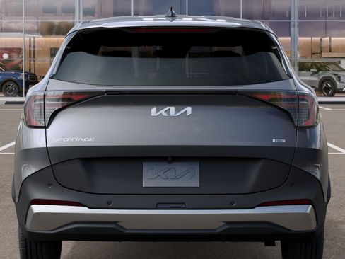 New 2026 Kia Sportage LX image 13