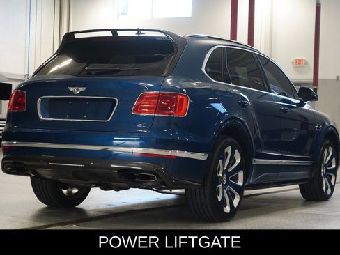 Used 2019 Bentley Bentayga image 5