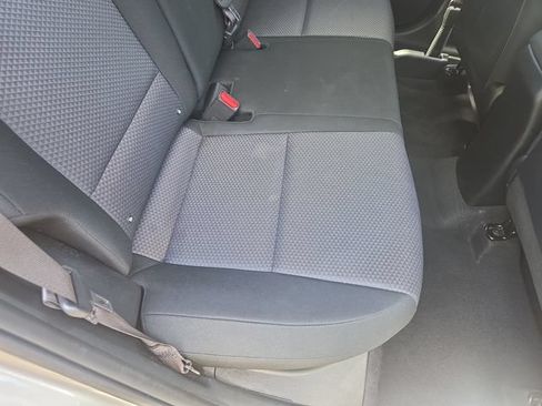 Used 2025 Kia Soul LX w/ LX Technology Package FWD image 28