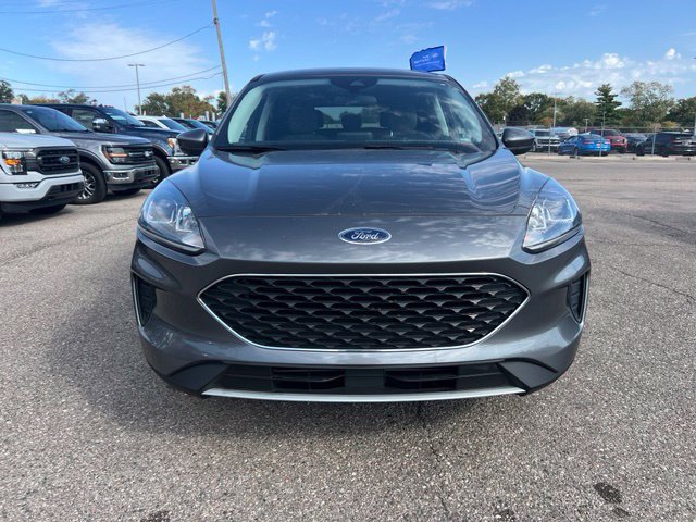 Certified 2021 Ford Escape SE w/ Convenience Package AWD/4WD image 2