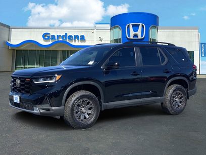 New 2025 Honda Pilot TrailSport