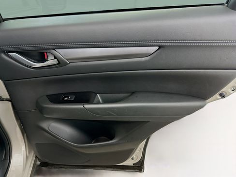 Used 2024 MAZDA CX-5 AWD 2.5 S w/ Select Package image 31