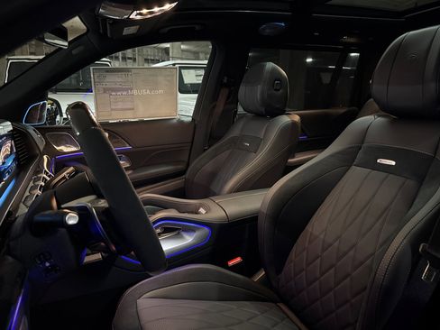 New 2026 Mercedes-Benz GLS 63 AMG 4MATIC image 19