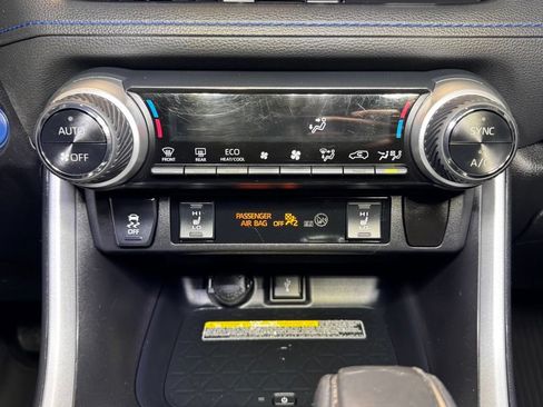 Certified 2021 Toyota RAV4 XSE AWD/4WD image 40