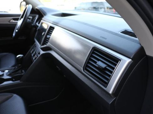 Used 2018 Volkswagen Atlas SE AWD/4WD image 11