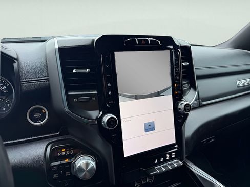 Used 2024 RAM 1500 Laramie image 24