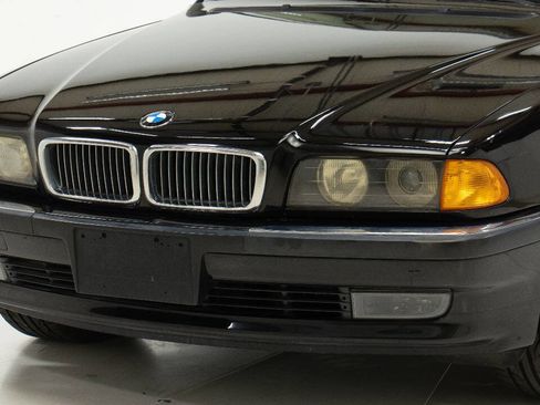 Used 1998 BMW 740i image 9