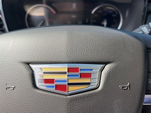 New 2025 Cadillac XT6 Luxury image 45