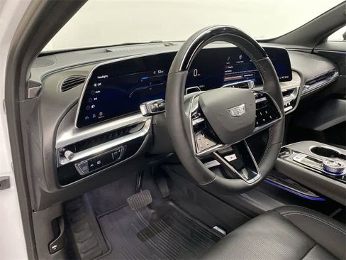 Certified 2024 Cadillac Lyriq Sport image 2