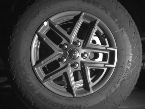 Used 2025 Jeep Wrangler Unlimited Sport AWD/4WD image 12