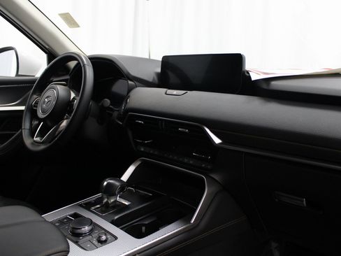 Used 2024 MAZDA CX-90 Plug-In Hybrid w/ Premium Pkg image 36