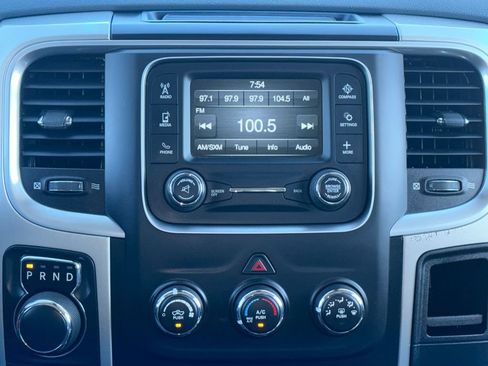 Used 2019 RAM 1500 Classic SLT AWD/4WD image 22