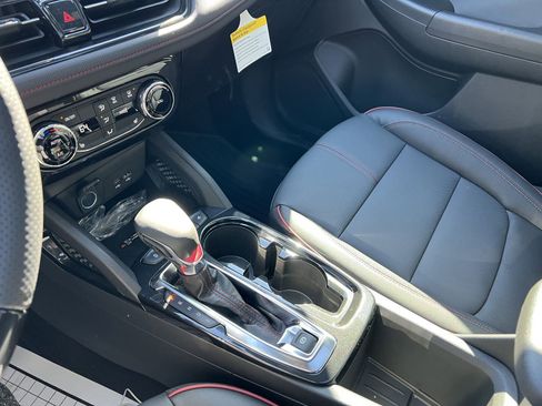 Used 2025 Chevrolet TrailBlazer ACTIV w/ Convenience Package image 53