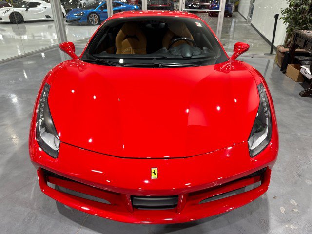 Used 2016 Ferrari 488 GTB RWD image 17