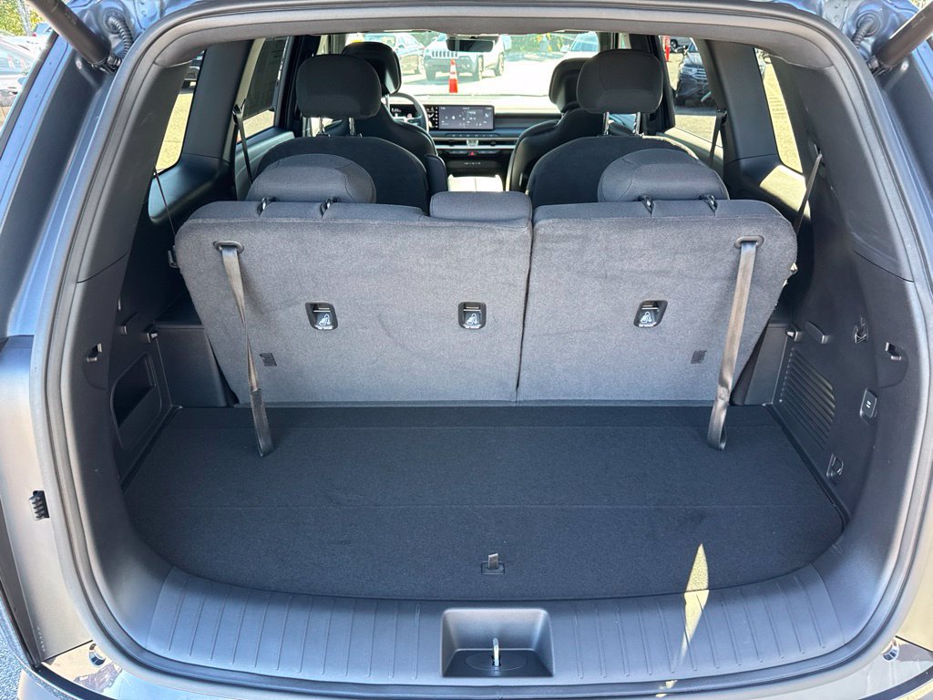 Used 2027 Kia Telluride S FWD image 11