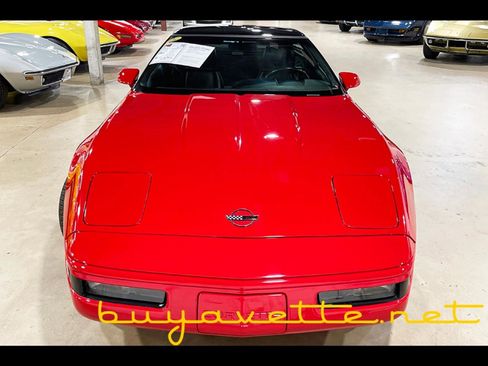 Used 1992 Chevrolet Corvette Coupe image 4