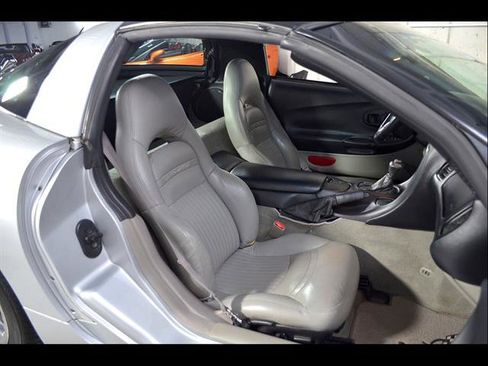 Used 1997 Chevrolet Corvette Coupe w/ Memory Pkg RWD image 20