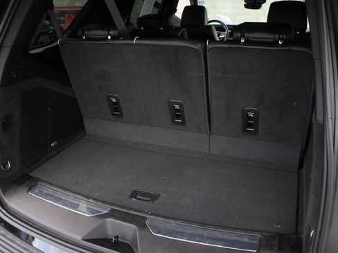 Used 2023 Cadillac Escalade Sport w/ LPO, ONYX Package AWD/4WD image 9