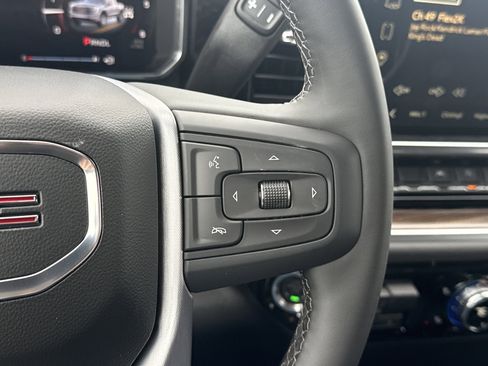 New 2026 GMC Sierra 1500 Elevation image 19