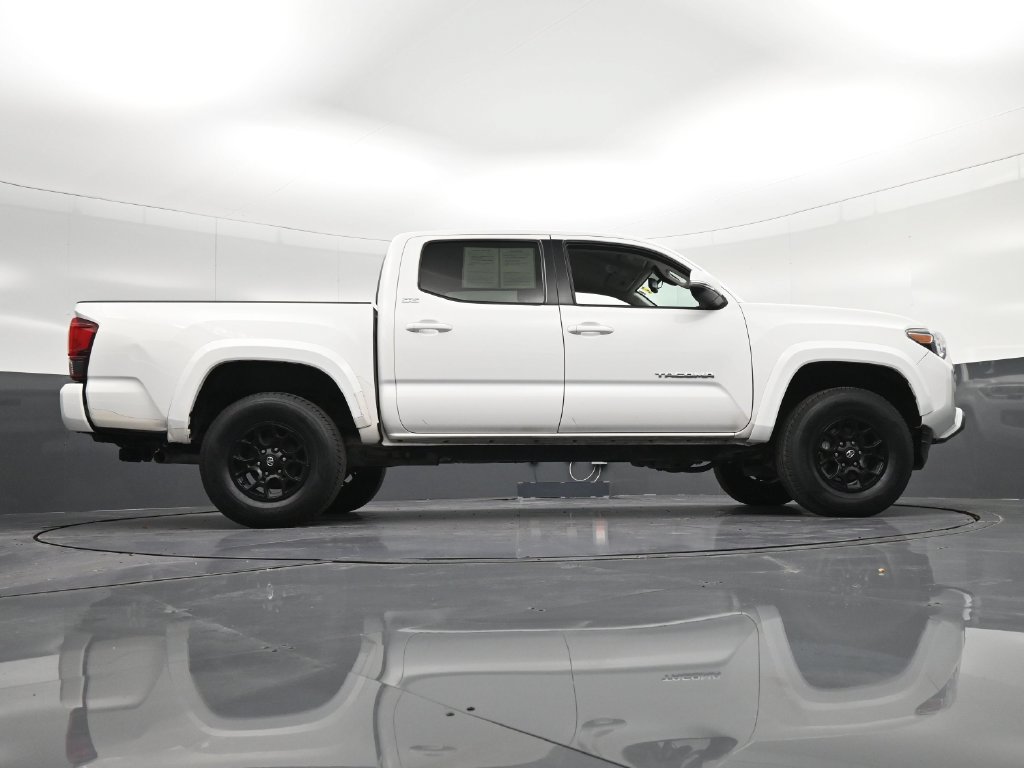 Used 2022 Toyota Tacoma SR5 w/ Technology Package RWD image 30